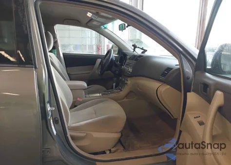 2010 Toyota Highlander Base V6 from USA, damaged, VIN 5TDZK3EH5AS001256